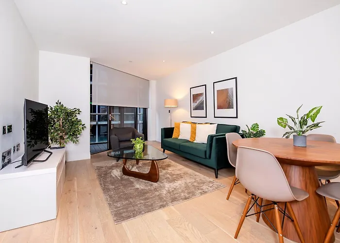 Stylish 2 Bed Close To Battersea Power Station