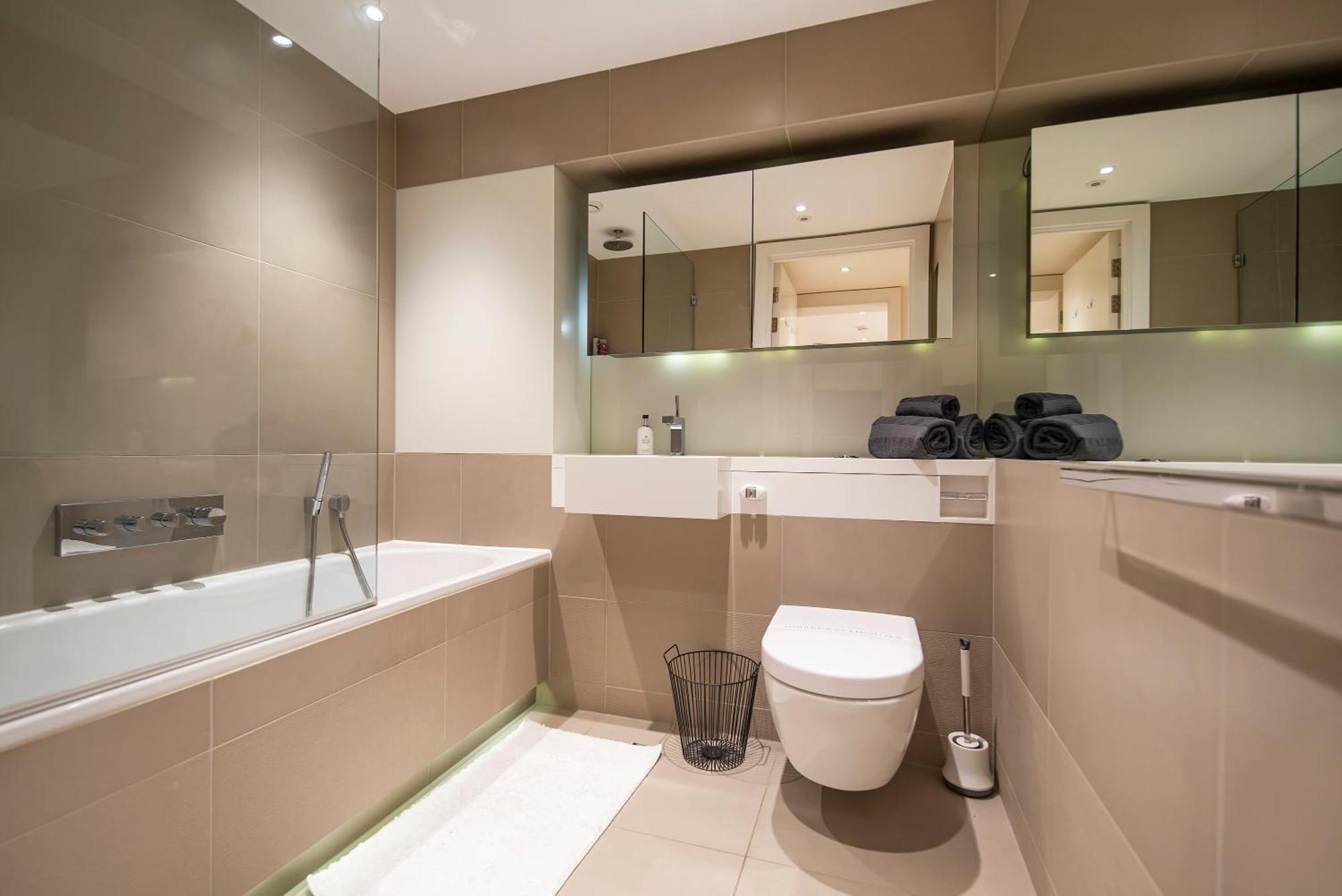 Stylish 2 Bed Close To Battersea Power Station